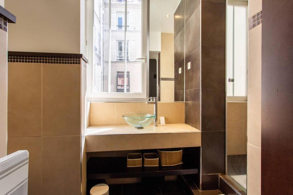 Hsh Magnifique Appartement Clery Sentier Paris Exteriör bild